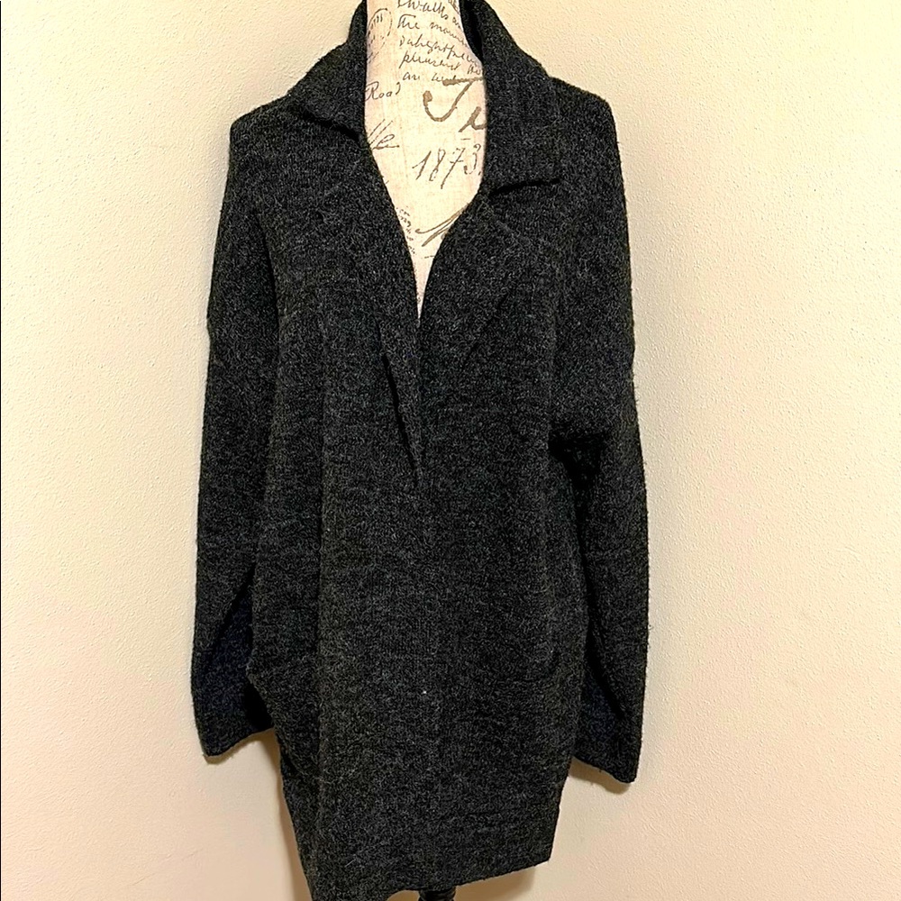 Women's Thread & Supply Black Marled Sweater Large